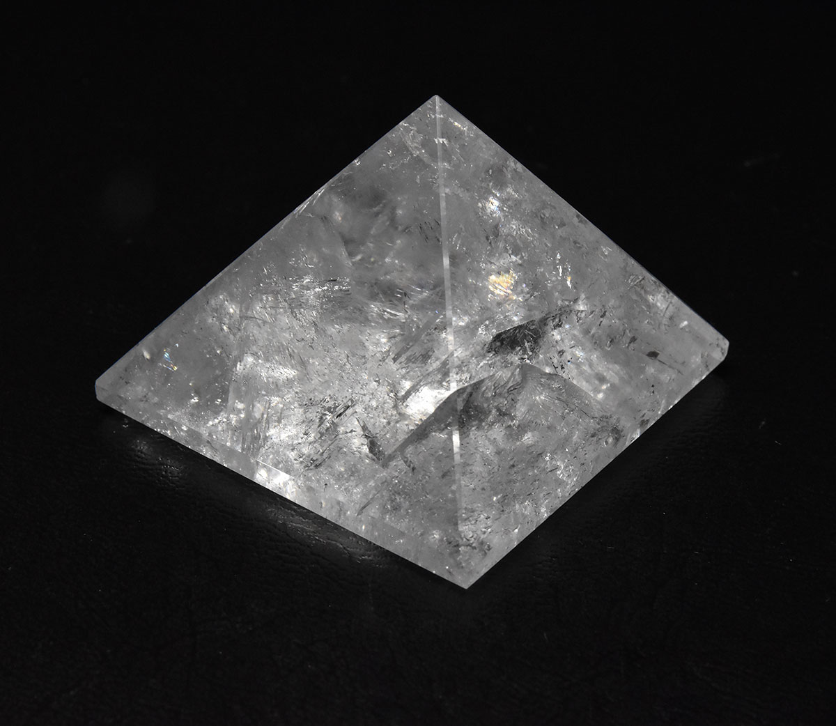画像1: レムリアン水晶ピラミッド K1770 (1)