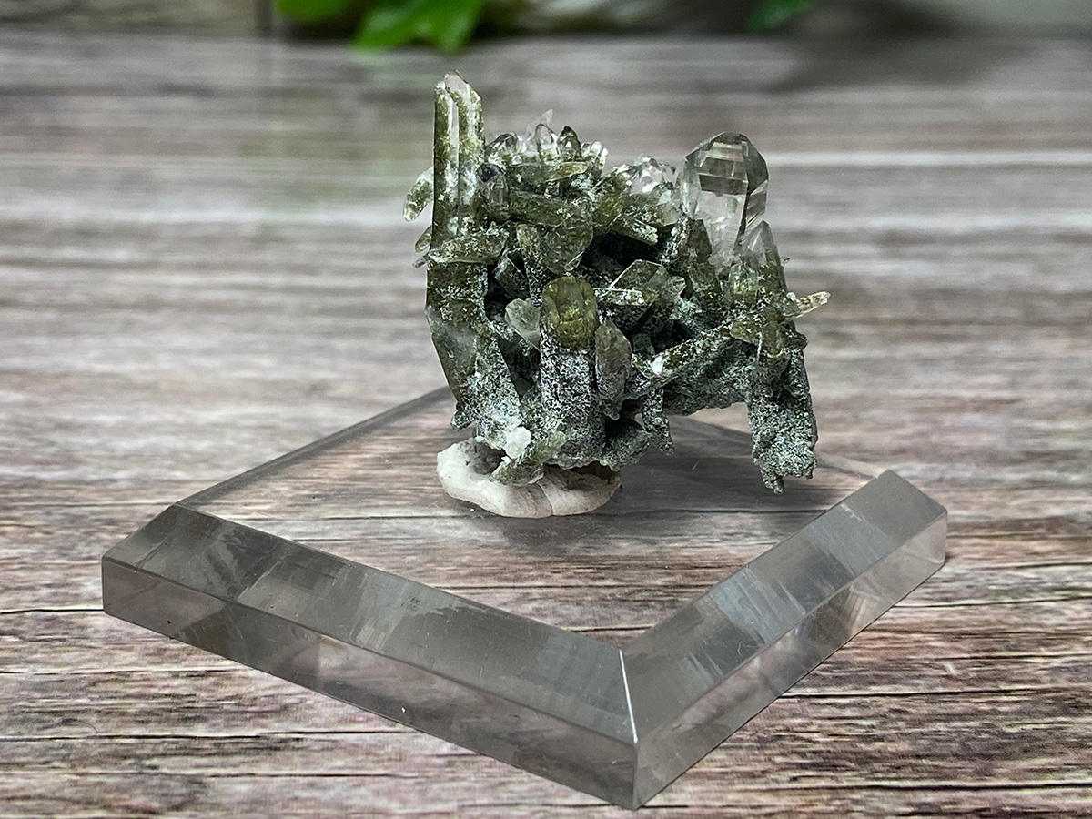 画像1: ガネーシュヒマール水晶クラスター K2301 (1)