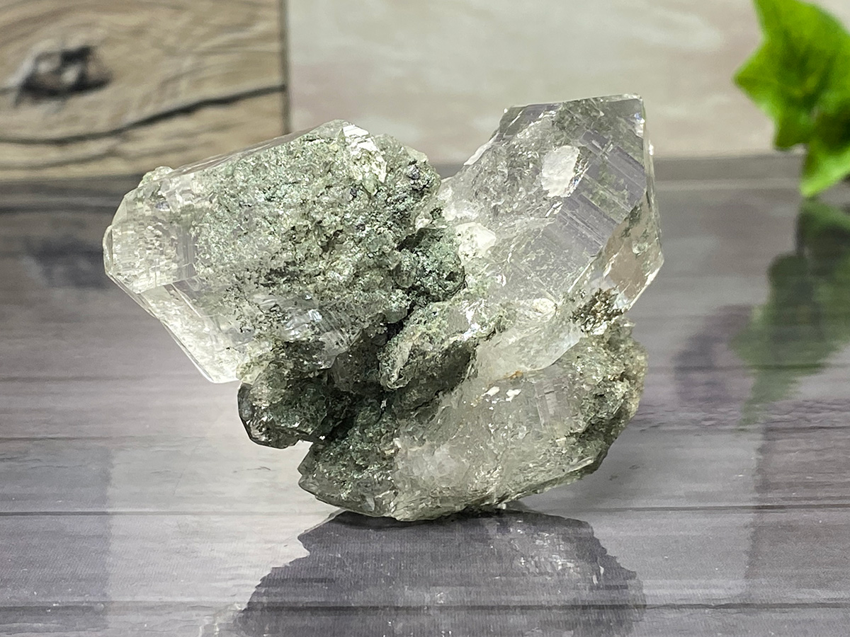 画像1: マニハール産水晶 K2307 (1)